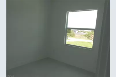 320 Poplar St, Lehigh Acres, FL 33974 - Photo 4