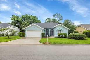 22203 Seashore Cir, Estero, FL 33928 - Photo 2