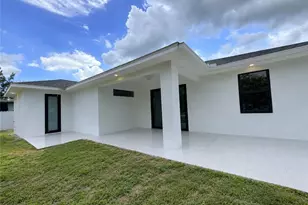 363 SW 24th Ct, Cape Coral, FL 33991 - Photo 10
