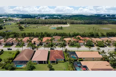 3861 King Williams St, Fort Myers, FL 33916 - Photo 46