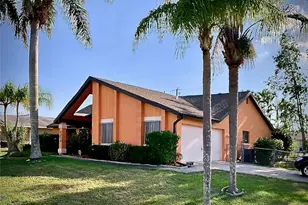 3402 SE 11th Ave, Cape Coral, FL 33904 - Photo 2