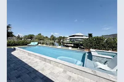 122 E North Shore Ave, North Fort Myers, FL 33917 - Photo 2