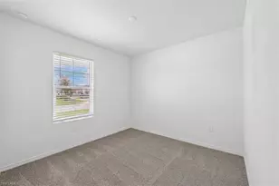 235 Lakeside Breeze Wy, Lehigh Acres, FL 33936 - Photo 8