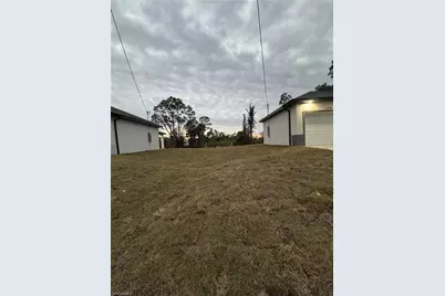 1178 Ebers St E, Lehigh Acres, FL 33974 - Photo 32