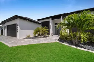 3009 SW 16th Pl, Cape Coral, FL 33914 - Photo 6