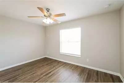 3201 42nd St SW, Lehigh Acres, FL 33976 - Photo 10
