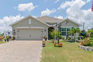 25266 Estrada Cir, Punta Gorda, FL 33955 - Photo 32