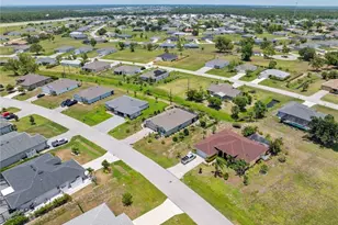 25266 Estrada Cir, Punta Gorda, FL 33955 - Photo 38