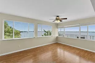 720 Tarpon St, Fort Myers, FL 33916 - Photo 1