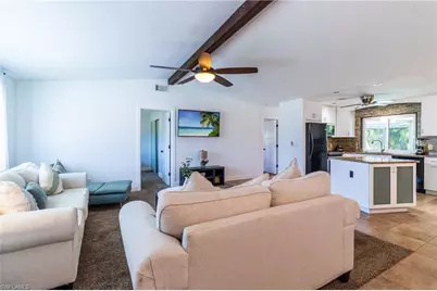 542 SE 33rd Ter, Cape Coral, FL 33904 - Photo 10