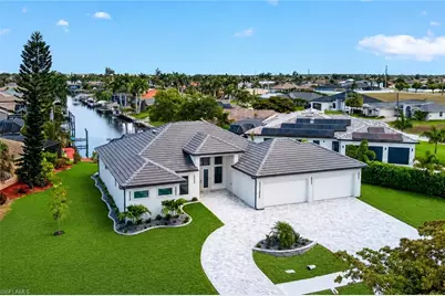 2201 Beach Pkwy W, Cape Coral, FL 33914 - Photo 6
