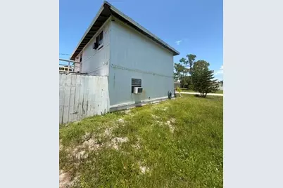 8096 Albatross Rd, Fort Myers, FL 33967 - Photo 4
