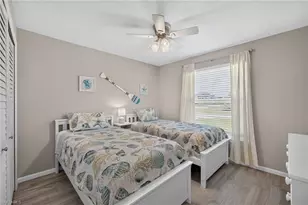 131 SW 35th Terrace, Cape Coral, FL 33914 - Photo 20