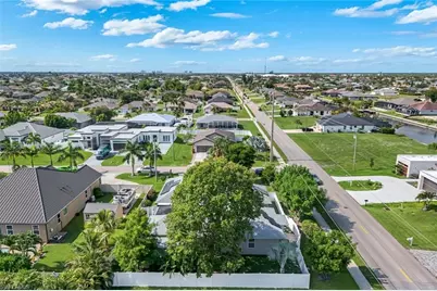 1923 SW 26th Ter, Cape Coral, FL 33914 - Photo 36