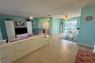 1027 SE 17th Ave, Cape Coral, FL 33990 - Photo 12