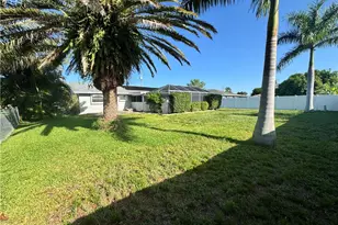 1027 SE 17th Ave, Cape Coral, FL 33990 - Photo 24
