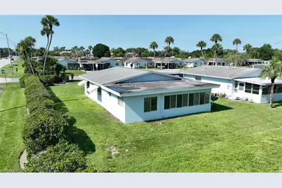 2201 Croton Ct, Lehigh Acres, FL 33936 - Photo 30