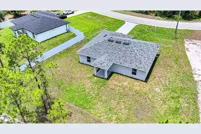 432 Burrstone Dr, Lehigh Acres, FL 33974 - Photo 22