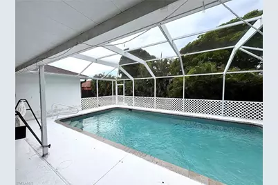 1326 NE 1st Ave, Cape Coral, FL 33909 - Photo 4