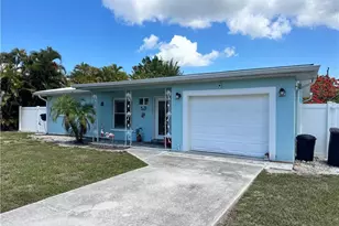 3772 Tropical Point Dr, Saint James City, FL 33956 - Photo 28