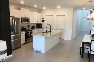 12134 Monterey Pine Ln, Fort Myers, FL 33966 - Photo 6