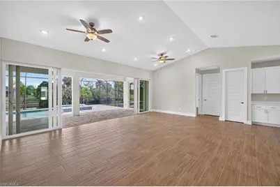 613 SW 13th St, Cape Coral, FL 33991 - Photo 6