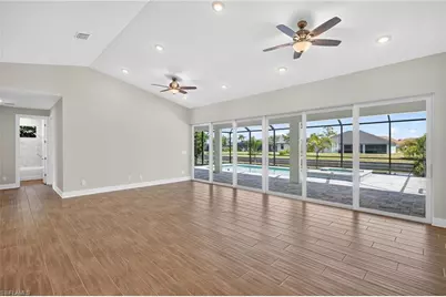 613 SW 13th St, Cape Coral, FL 33991 - Photo 4