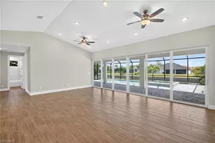613 SW 13th St, Cape Coral, FL 33991 - Photo 4