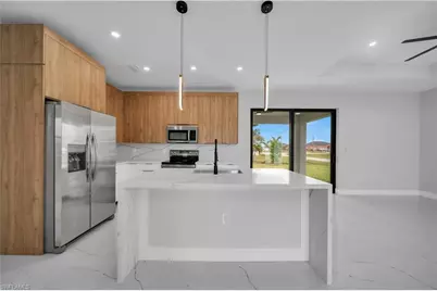1701 NW 24th Pl, Cape Coral, FL 33993 - Photo 12