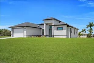 1701 NW 24th Pl, Cape Coral, FL 33993 - Photo 2