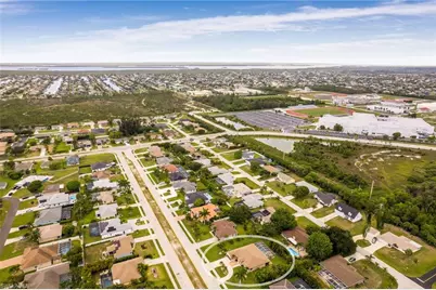 1927 Savona Pkwy W, Cape Coral, FL 33914 - Photo 44