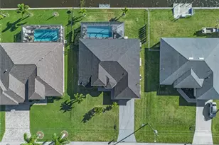 805 SW 8th Ct, Cape Coral, FL 33991 - Photo 34