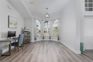 805 SW 8th Ct, Cape Coral, FL 33991 - Photo 6