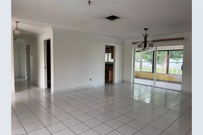 4143 Country Club Blvd, Cape Coral, FL 33904 - Photo 4