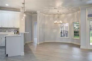 18210 Chesapeake Ct, Fort Myers, FL 33908 - Photo 4