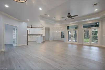18210 Chesapeake Ct, Fort Myers, FL 33908 - Photo 8