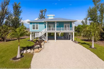 3811 Crestwell Ct, Saint James City, FL 33956 - Photo 1