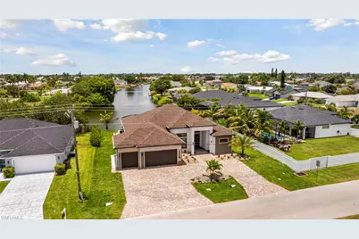1210 SW Santa Barbara Pl, Cape Coral, FL 33991 - Photo 48