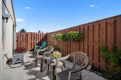5272 Cedarbend Dr #1, Fort Myers, FL 33919 - Photo 18