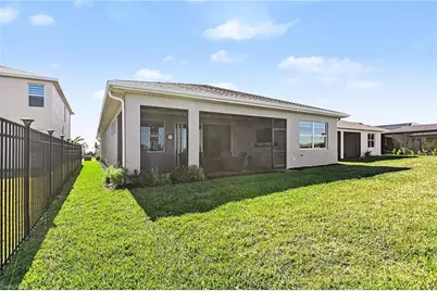 355 Spring Hill Lake Loop, Cape Coral, FL 33993 - Photo 24