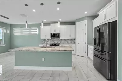 355 Spring Hill Lake Loop, Cape Coral, FL 33993 - Photo 2