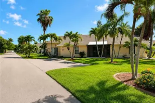 1417 SW 51st Ln, Cape Coral, FL 33914 - Photo 2