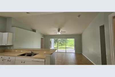 1021 Berwick St, Lehigh Acres, FL 33974 - Photo 4