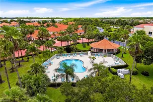 675 Luisa Ln, Naples, FL 34104 - Photo 32