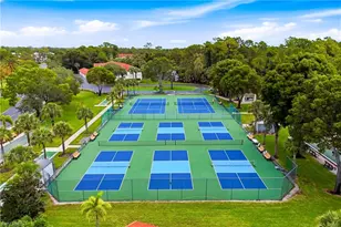 675 Luisa Ln, Naples, FL 34104 - Photo 30