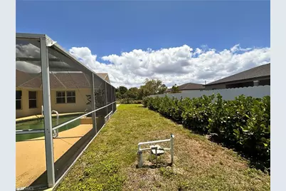 2916 Van Buren Pkwy, Cape Coral, FL 33993 - Photo 38