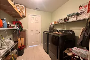 2916 Van Buren Pkwy, Cape Coral, FL 33993 - Photo 22