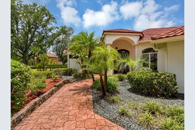 11570 Hampton Greens Dr, Fort Myers, FL 33913 - Photo 4