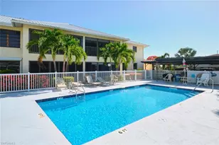 1914 SE 40th Terrace, Cape Coral, FL 33904 - Photo 34