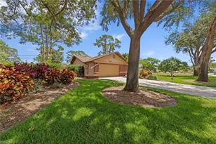 2379 Woodland Blvd, Fort Myers, FL 33907 - Photo 2